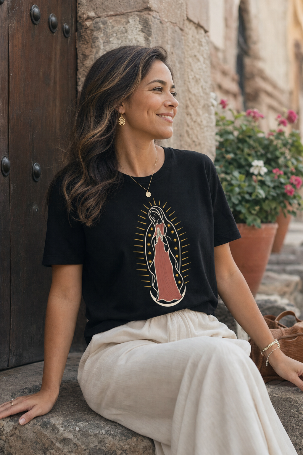BC 3001 lifestyle · Black | bnr-card:mama-maria | bnr-card:womens-clothing | bnr-card:shop-all