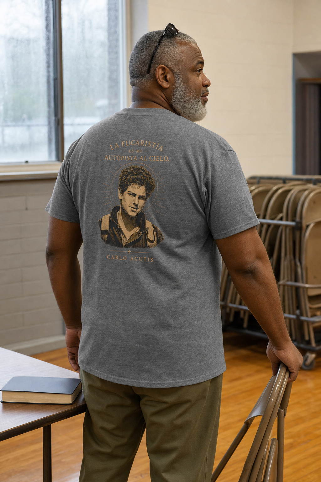 san-carlo-acutis-t-shirt lifestyle · Graphite Heather