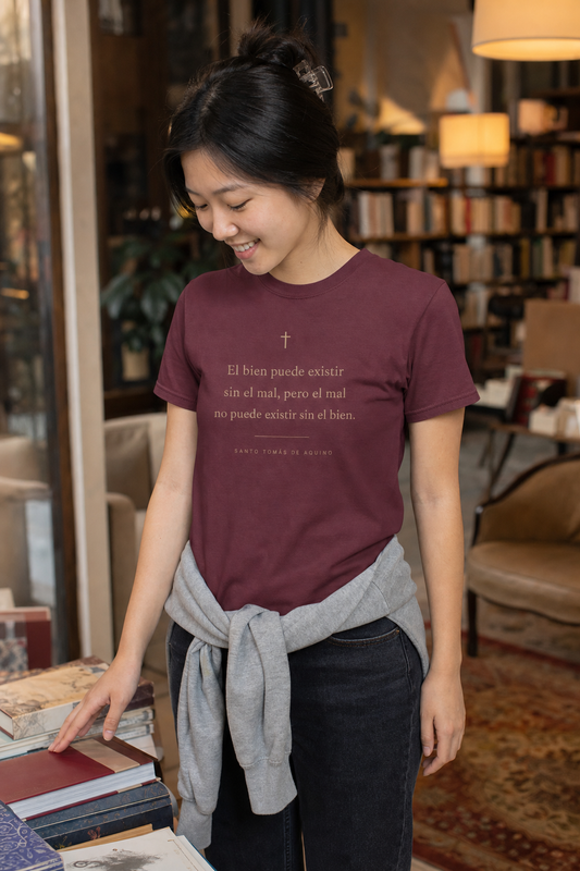 santo-tomas-bien-t-shirt lifestyle · Maroon · bnr-card:womens-clothing