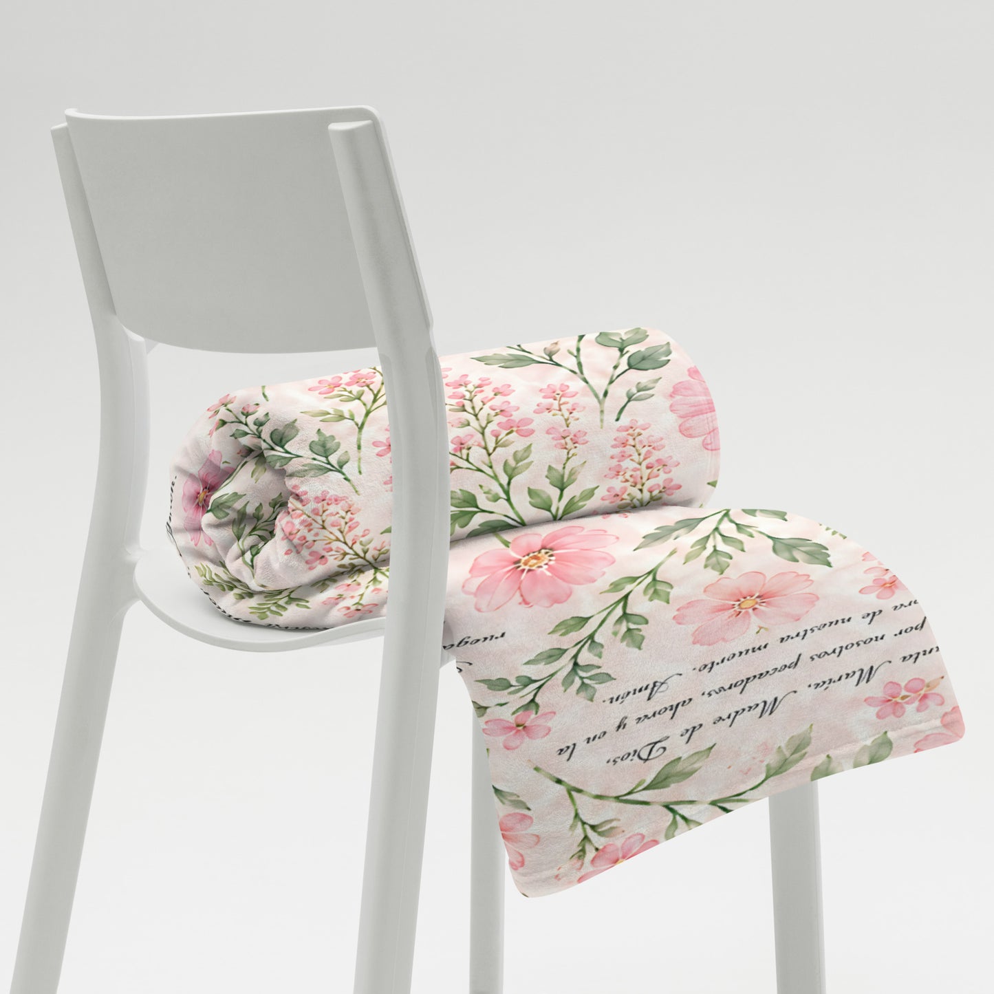 Blush Daisy Santa María Floral Prayer Throw Blanket