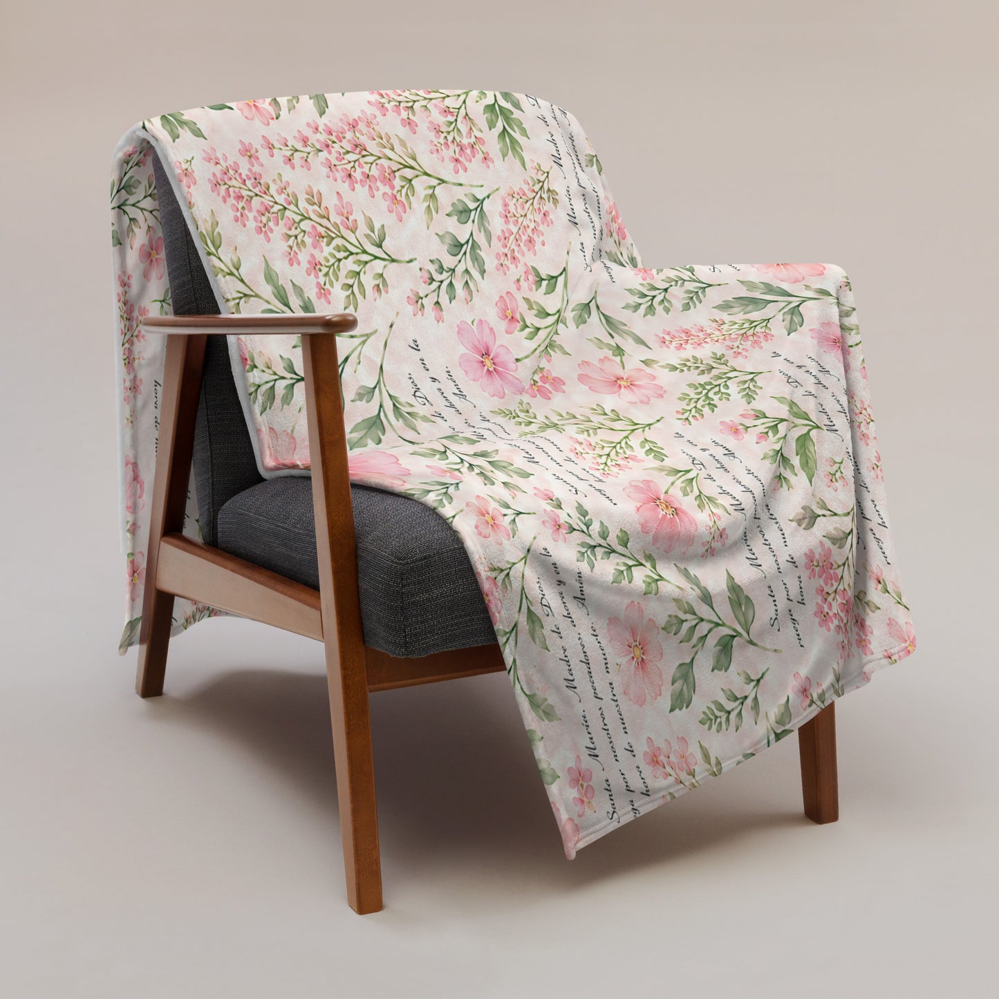 Blush Daisy Santa María Floral Prayer Throw Blanket