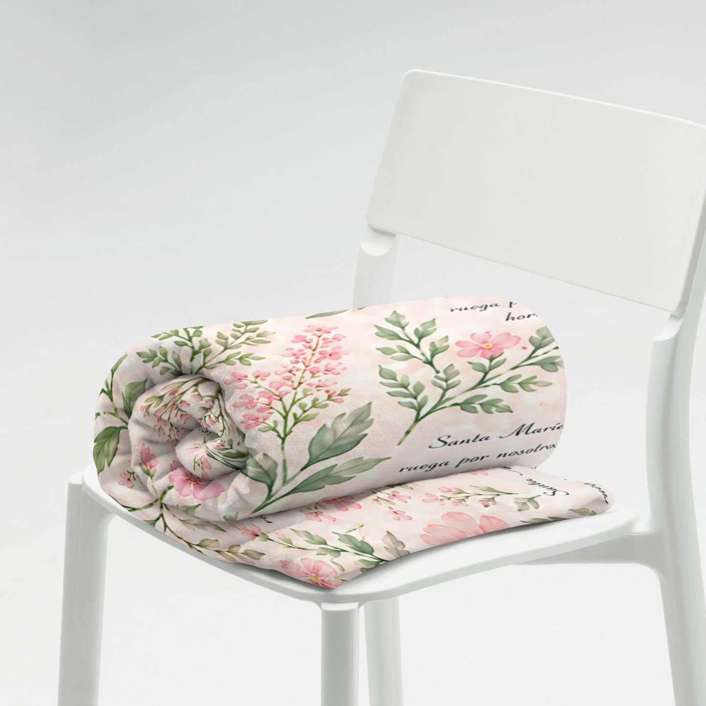 Blush Daisy Santa María Floral Prayer Throw Blanket